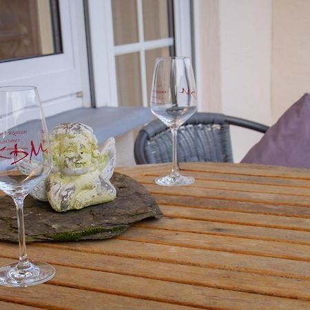 Ferienwohnung Weingut Kdm Креф Екстер'єр фото