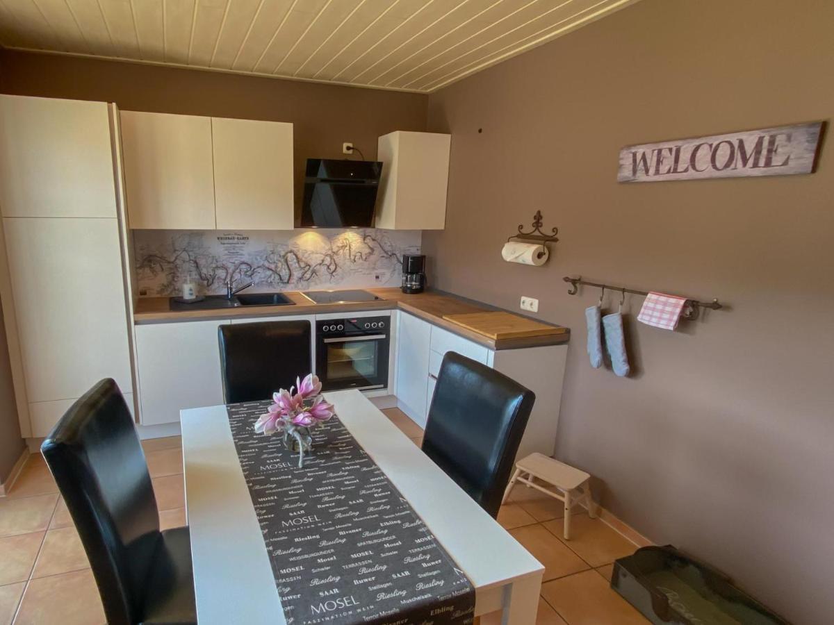 Ferienwohnung Weingut Kdm Креф Екстер'єр фото